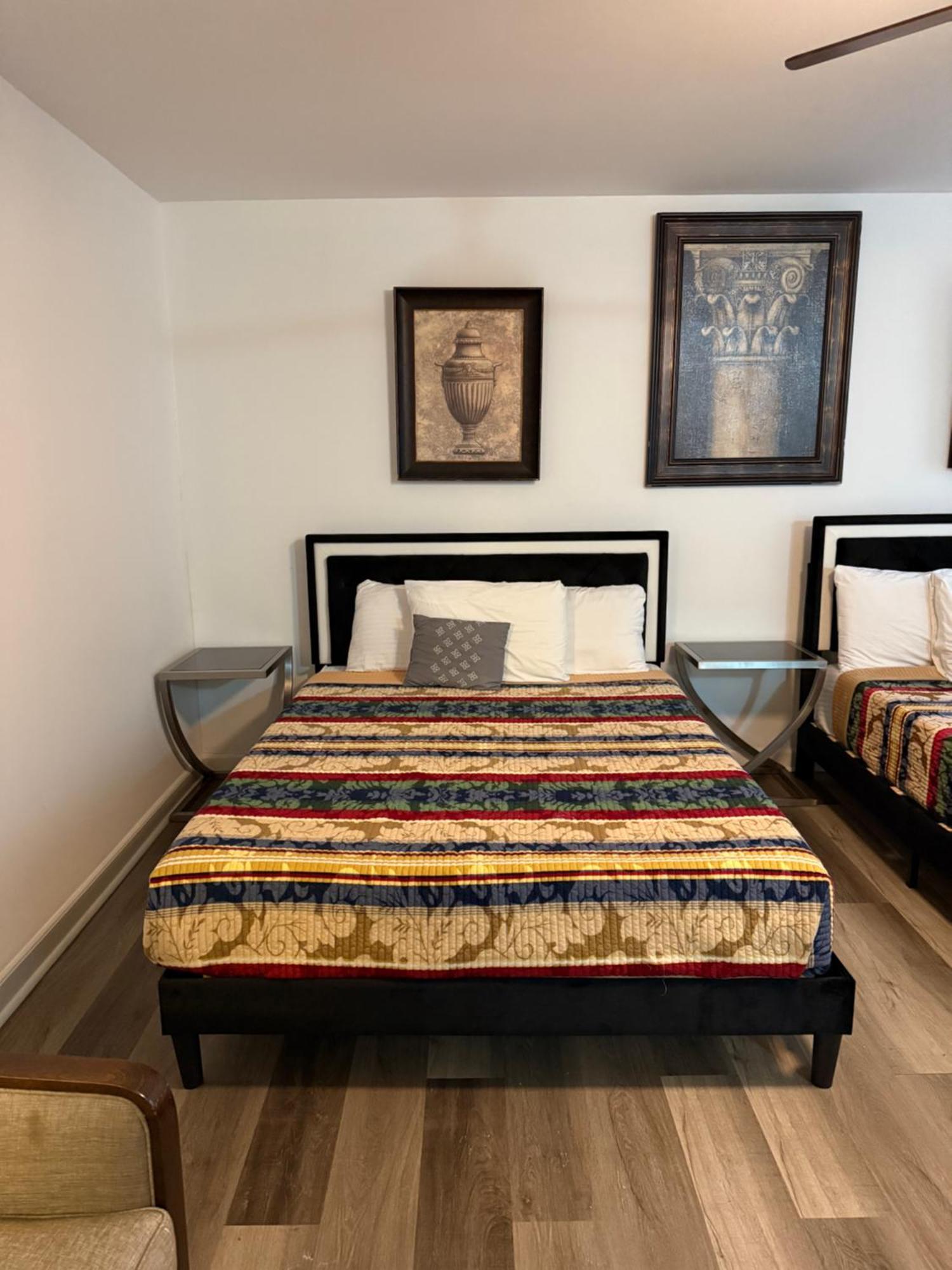 Holiday home Newly Remodeled 6br In East Neighborhood *