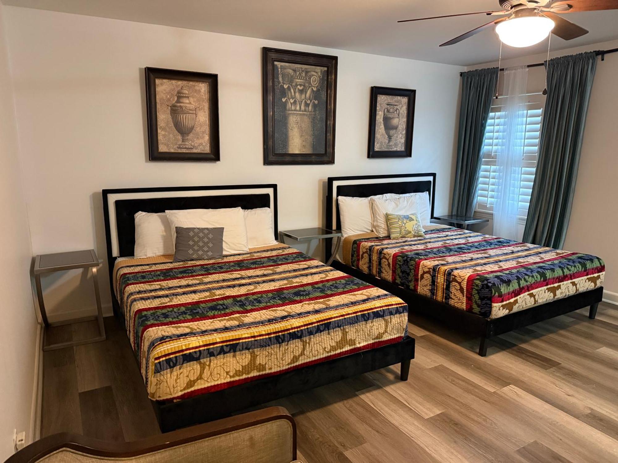 Newly Remodeled 6br In East Neighborhood