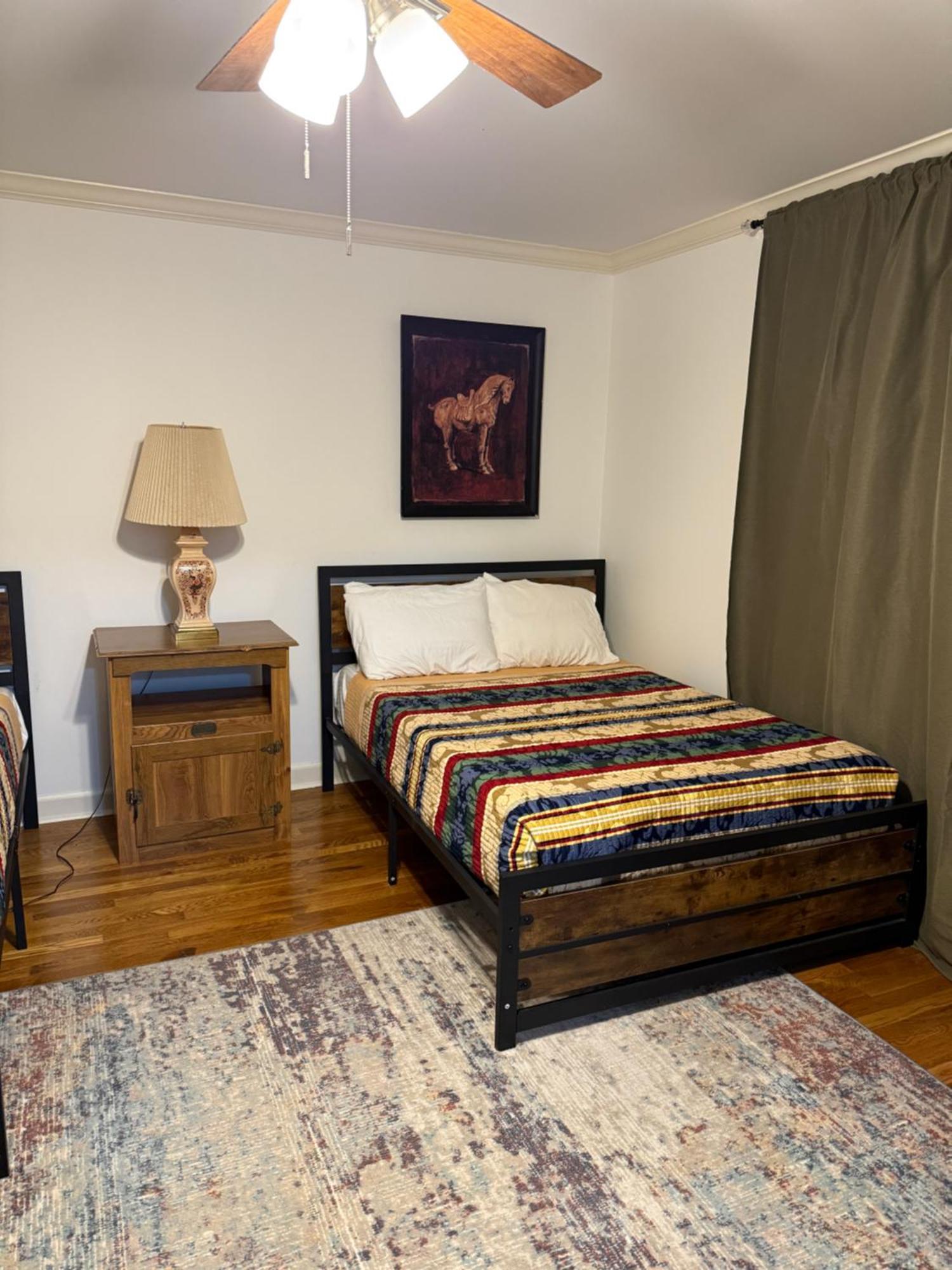 Newly Remodeled 6br In East Neighborhood Memphis